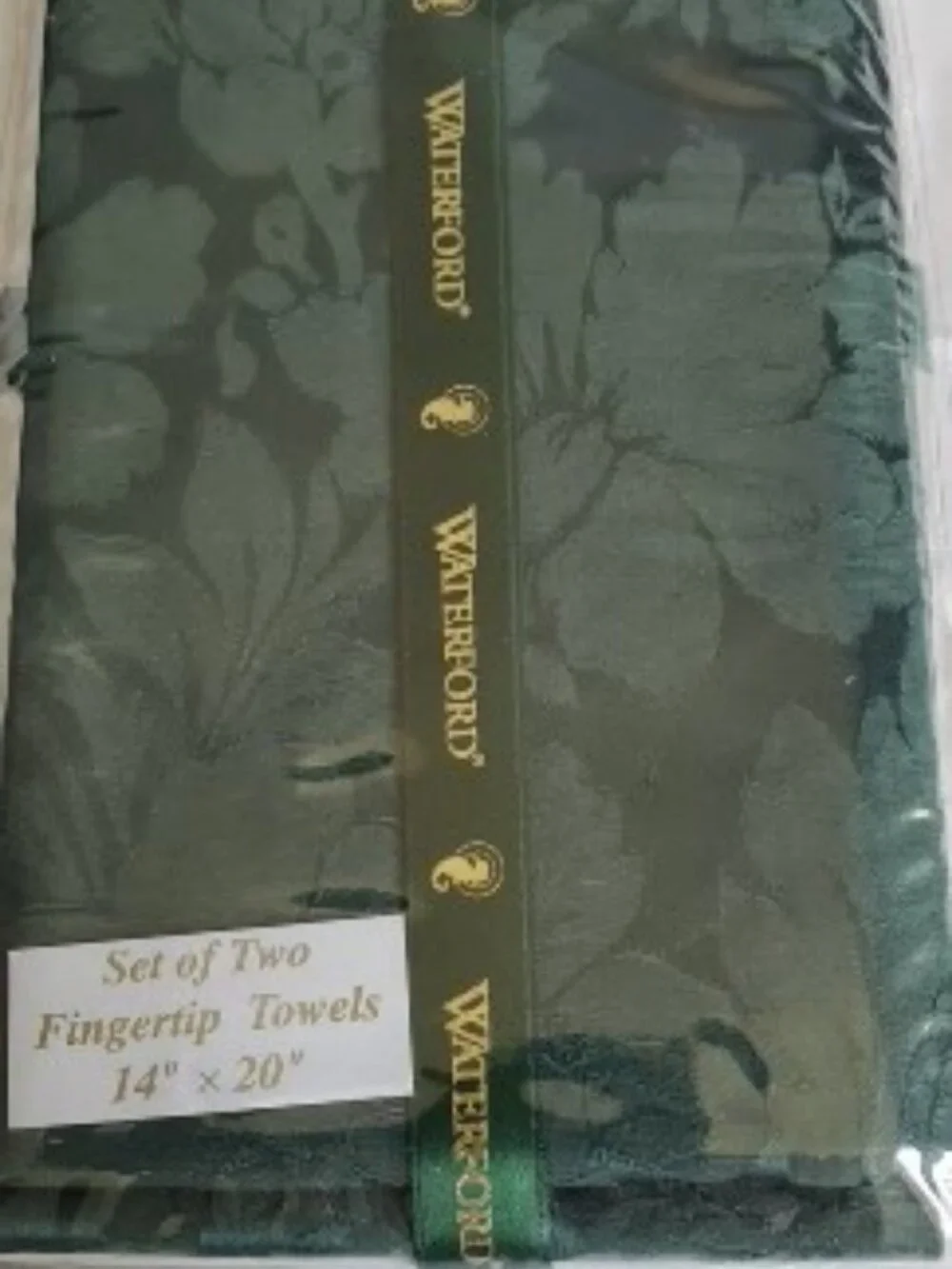 Waterford Linens Fingertip Towels - Set of Two - Forest Green